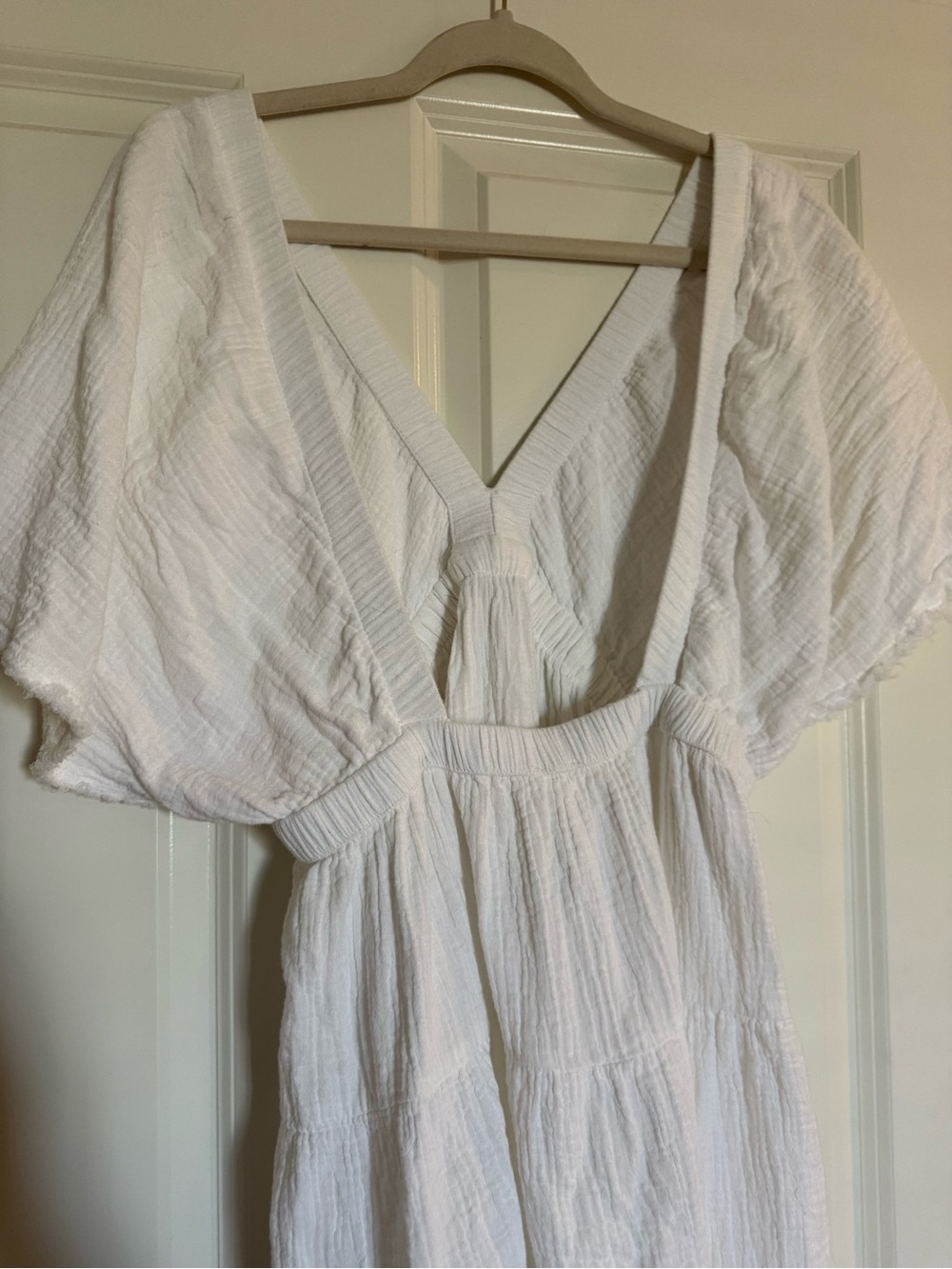 Aerie V Neck Dress - White - Medium - Picture 4 of 7